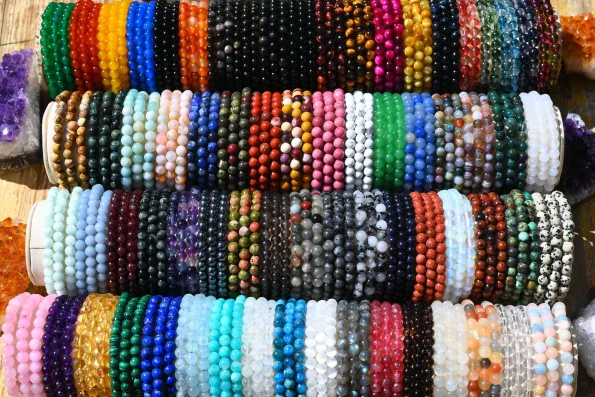 70 Kinds of 6MM Round Gemstone Bracelet,stretchy Beads Bracelet,crystal/rose Quartz/amethyst/malachite/opalite More Bracelets,for Her Gift.