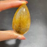 super-clear-gold-rutilated-quartz-teardrop-pendant-wholesale-crystals-902450