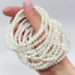 white-mother-of-pearl-mop-shell-round-shells-bracelet-wholesale-498246