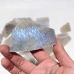 high-quality-moonstone-free-form-slab-crystal-wholesale-401559