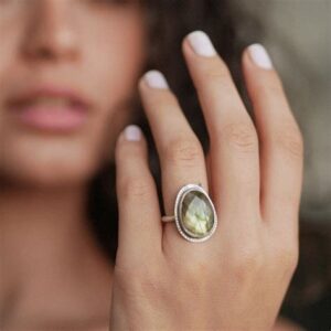 Labradorite Rings: Mystical Jewels with Transformative Energy