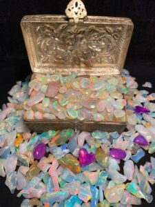 Rainbow Moonstone Properties: A Guide to Its Spiritual, Emotional, and Physical Benefits