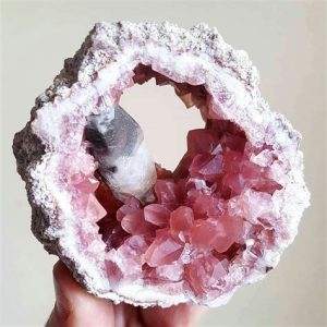 Pink Amethyst Geode: 2025's Must-Have Crystal VS Quartz