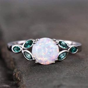 Exquisite Opal Ring Silver: Beauty and Elegance in 2025