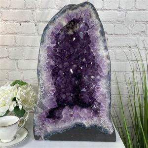 2025: Huge Geodes for Sale VS