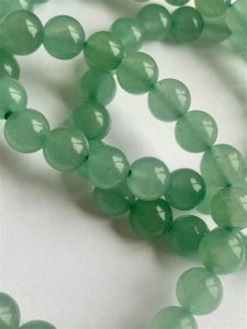 Green Adventurine Crystal: The Luckiest Stone of 2025