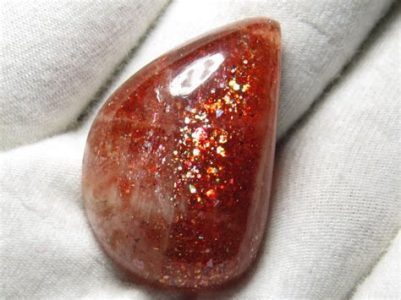 Dark Orange Stone 2025: Sunstone VS Amber