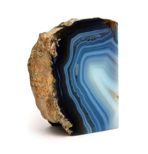 5 Marvelous Benefits of Moss Agate: Nature’s Tranquil Gem