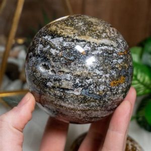 Orbicular Jasper: 2025 Meaning VS Timeless Wisdom